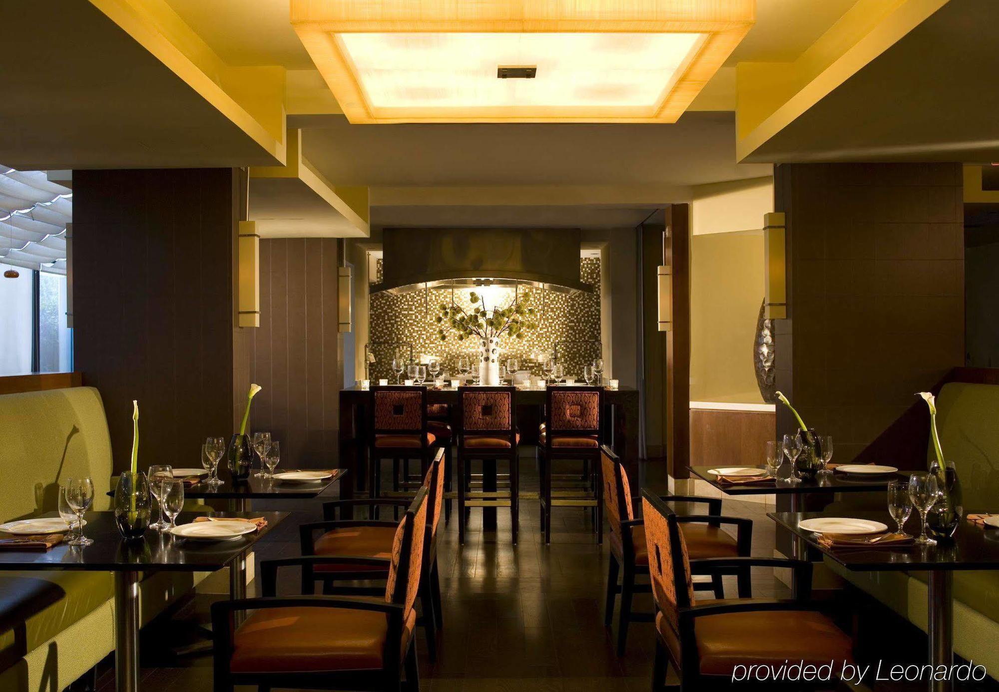 Key Bridge Marriott Hotel Арлингтън Ресторант снимка